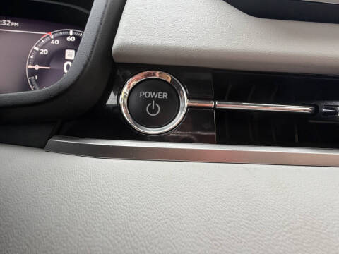 2023 Mitsubishi Outlander PHEV SEL