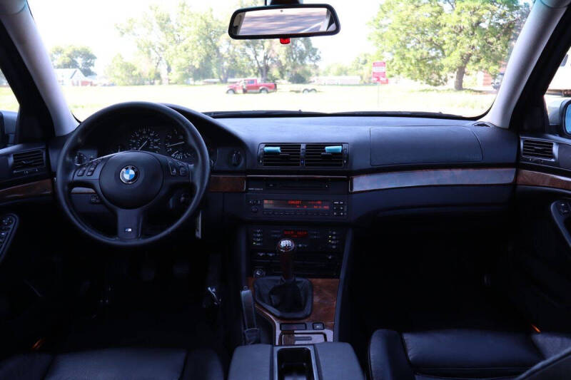 2002 BMW 5 Series 540i