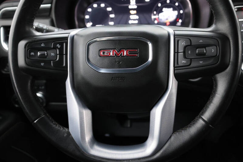 2022 GMC Yukon XL SLT