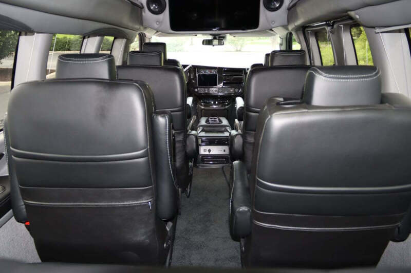 2024 Chevrolet Express 2500