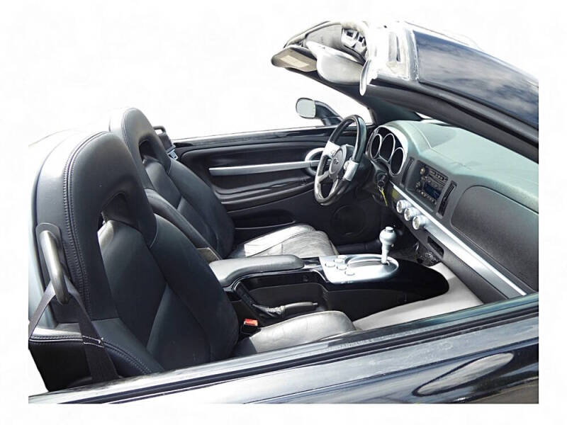 2004 Chevrolet SSR LS