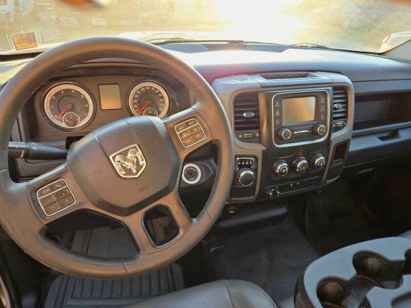 2021 RAM Ram 1500 Classic Tradesman photo 4