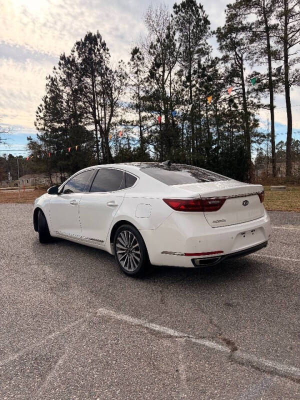 2017 Kia Cadenza Premium