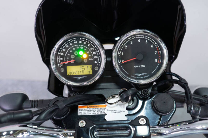2021 Moto Guzzi V7 Special