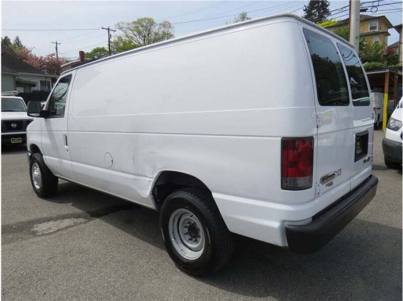 2013 Ford E-Series E-250