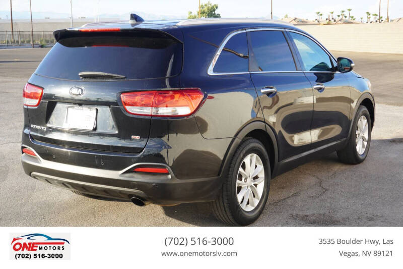 2017 Kia Sorento