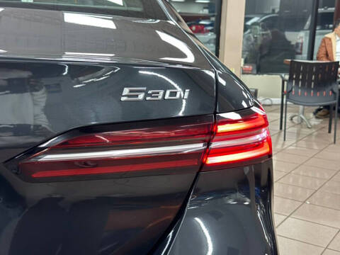 2025 BMW 5 Series 530i xDrive