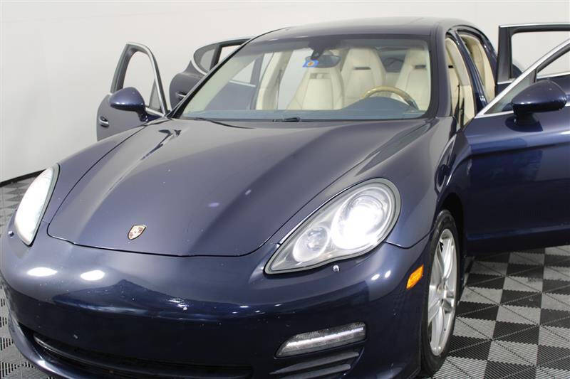 2011 Porsche Panamera