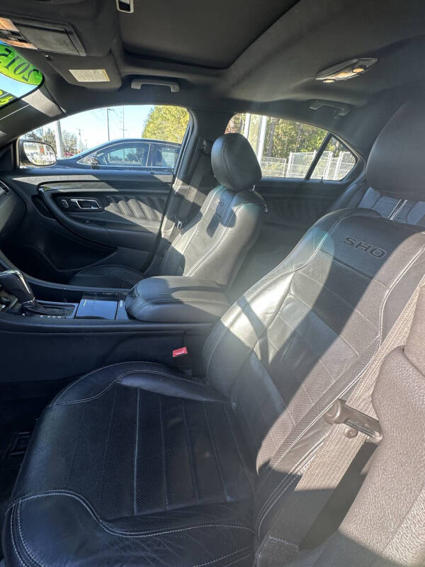 2015 Ford Taurus SHO