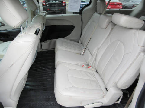 2018 Chrysler Pacifica Touring L Plus