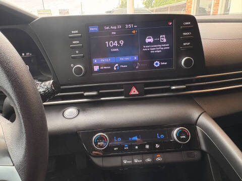 2022 Hyundai Elantra SEL