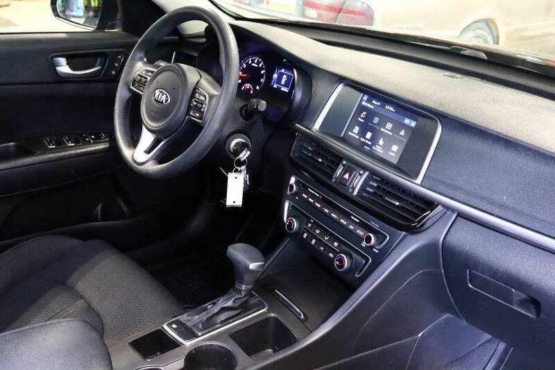 2017 Kia Optima LX
