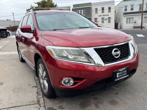2013 Nissan Pathfinder Platinum