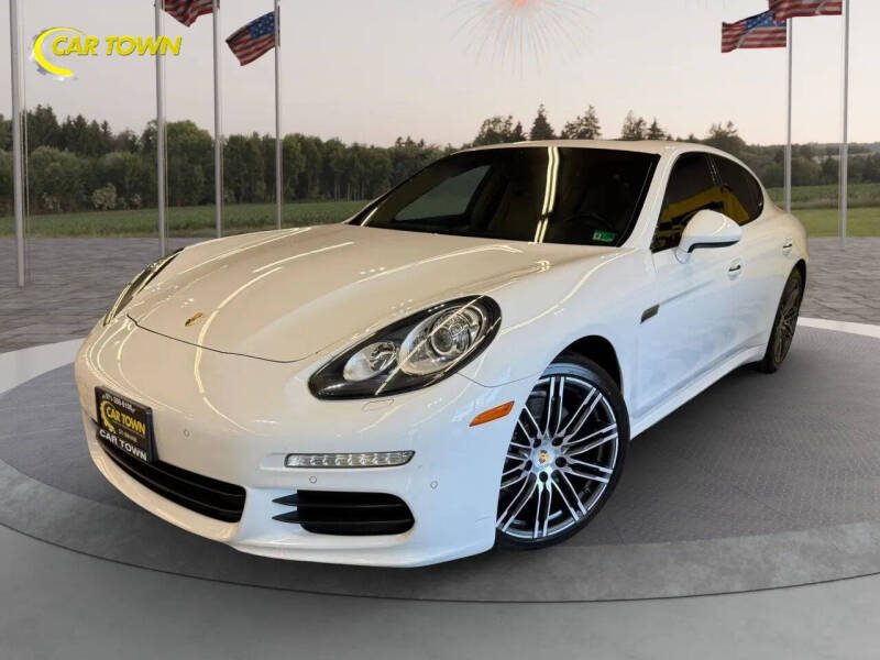 2016 Porsche Panamera