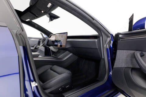 2022 Tesla Model S Plaid