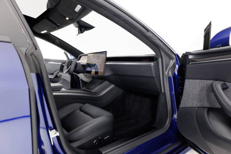2022 Tesla Model S Plaid