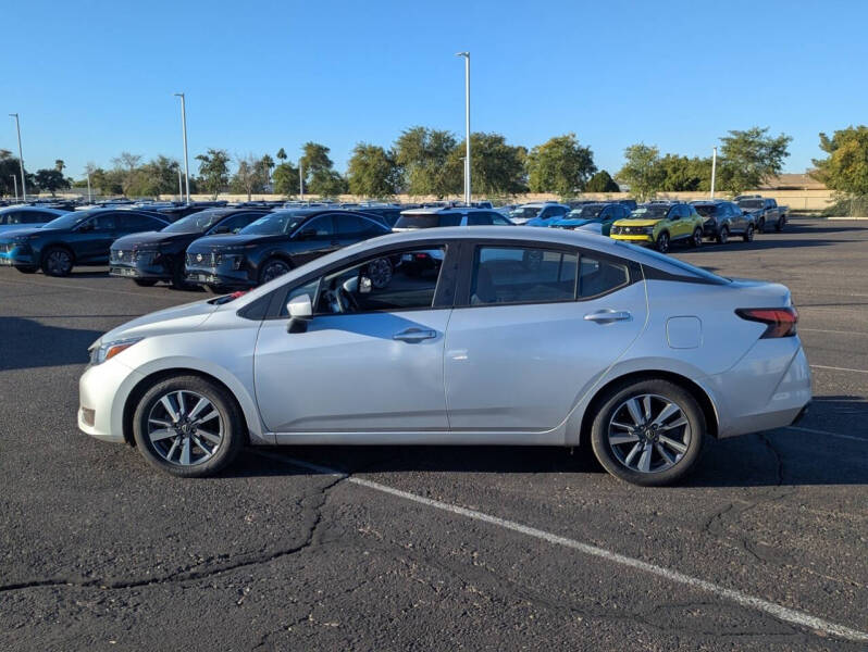 2023 Nissan Versa SV