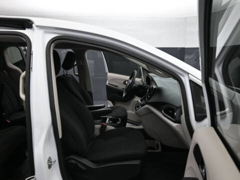 2018 Chrysler Pacifica Touring Plus