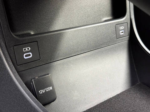 2024 Subaru Solterra Premium