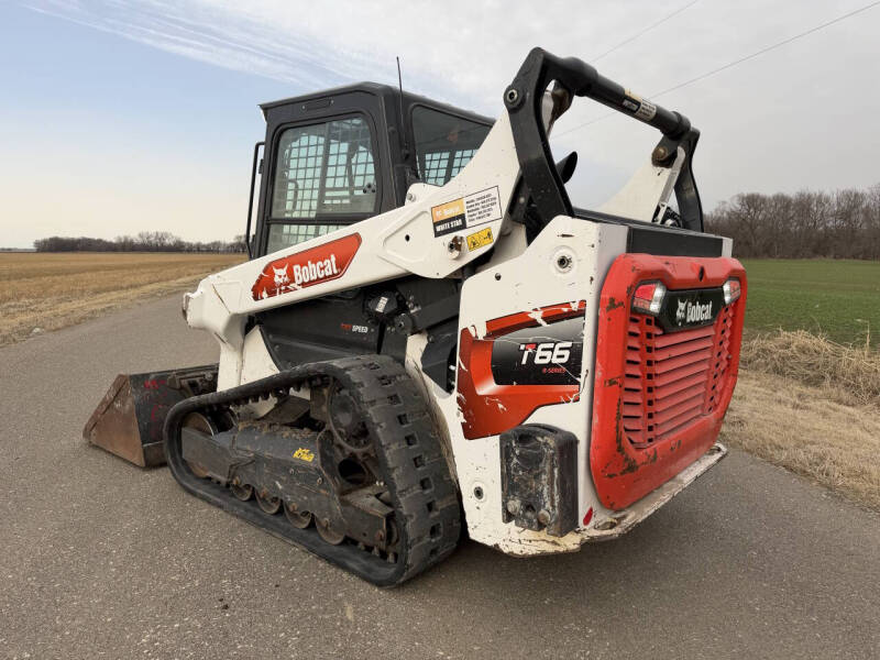 2021 Bobcat T66