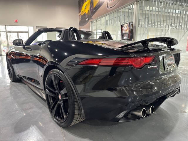 2014 Jaguar F-TYPE V8 S