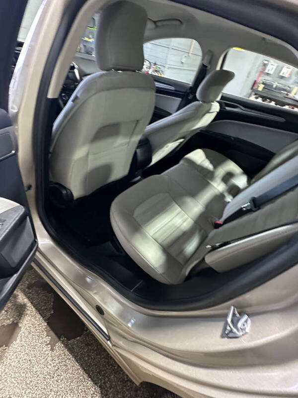 2018 Ford Fusion Hybrid S