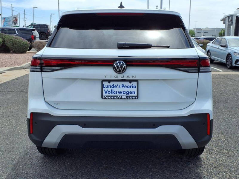 2025 Volkswagen Tiguan SE