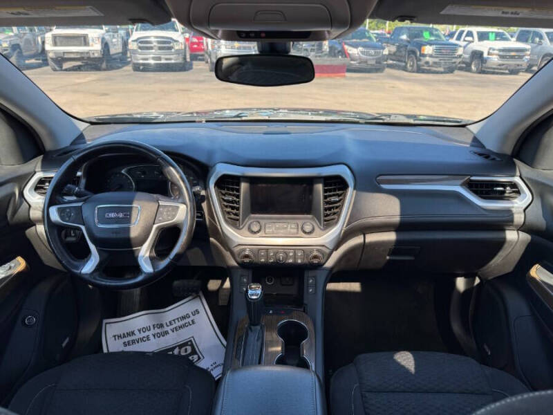 2017 GMC Acadia SLE-2