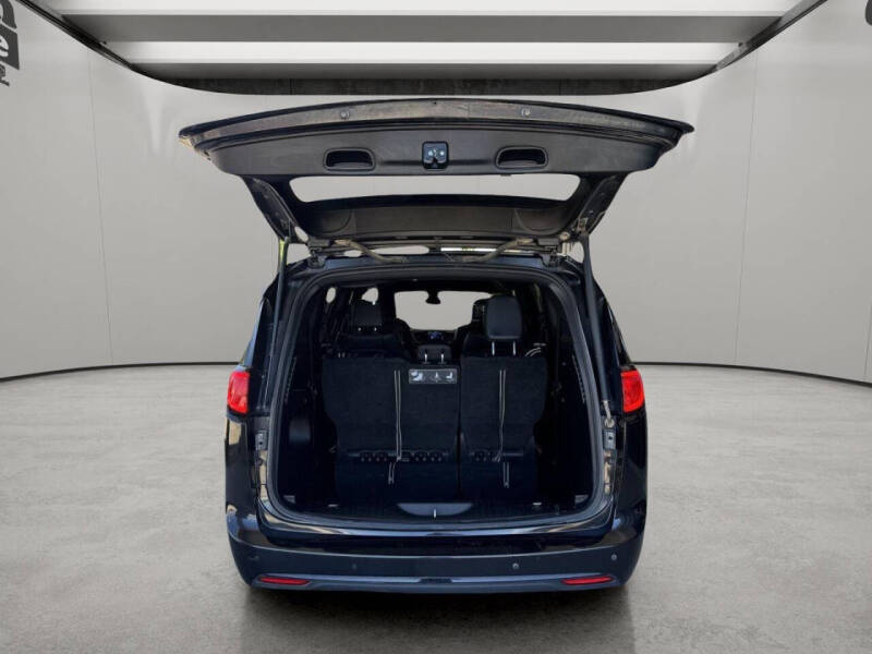 2019 Chrysler Pacifica Touring L Plus
