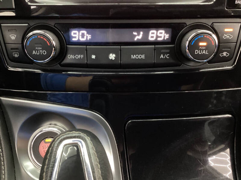 2022 Nissan Maxima 3.5 SV