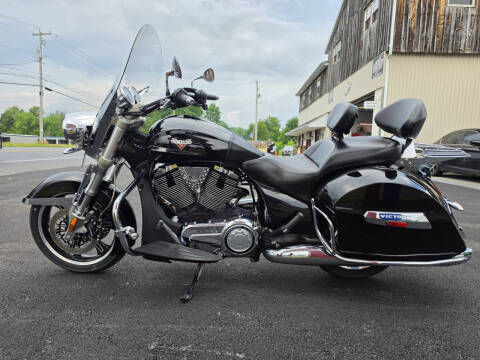 2011 Victory Cross Roads