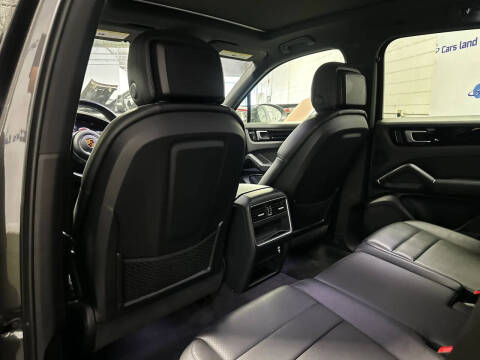 2022 Porsche Cayenne