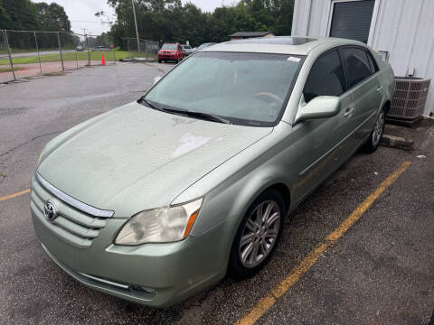 2007 Toyota Avalon for sale at UpCountry Motors in Taylors SC