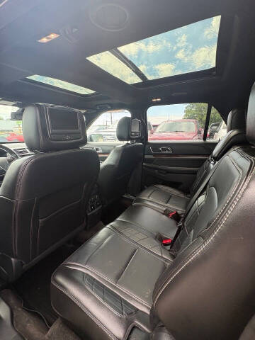 2018 Ford Explorer Platinum
