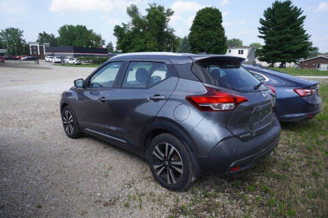 2020 Nissan Kicks SR