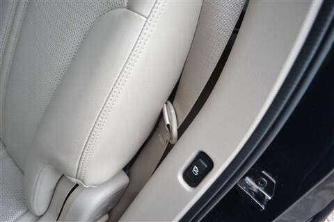 2011 Lincoln MKT