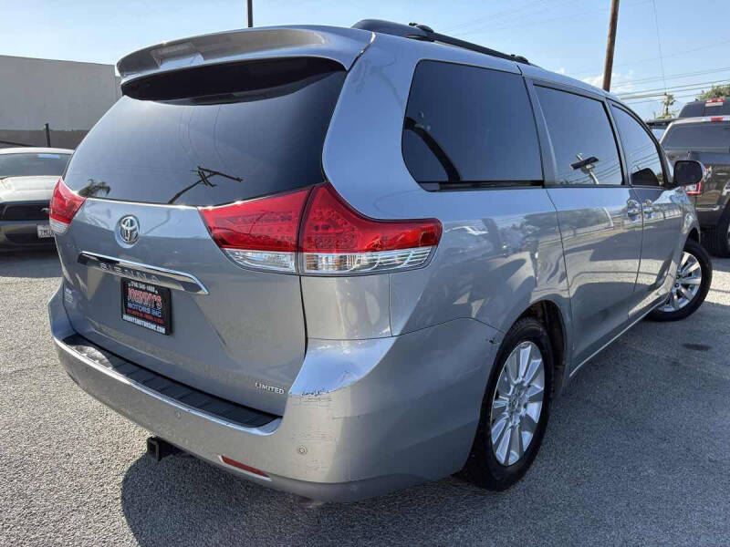 2014 Toyota Sienna