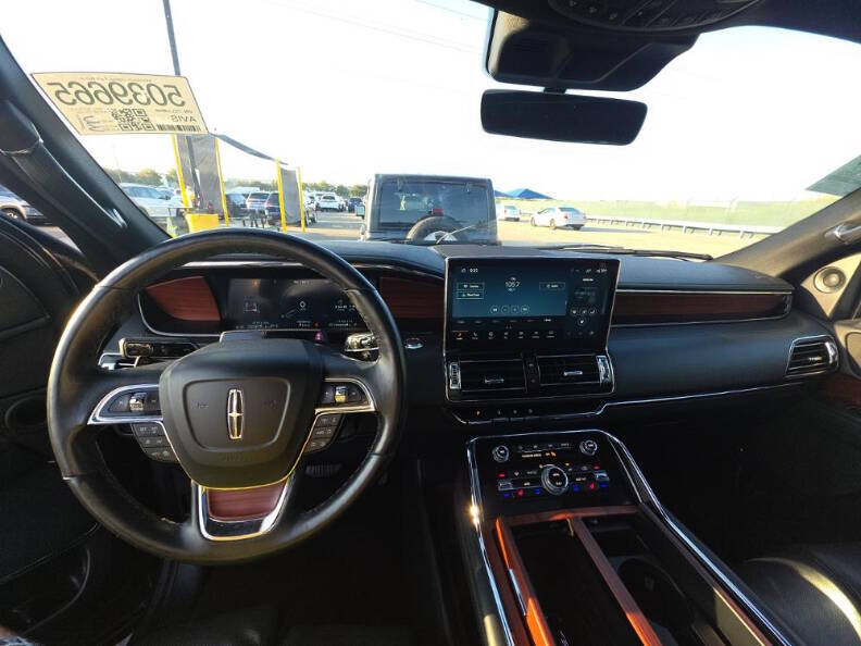 2023 Lincoln Navigator Reserve