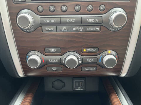 2020 Nissan Pathfinder Platinum