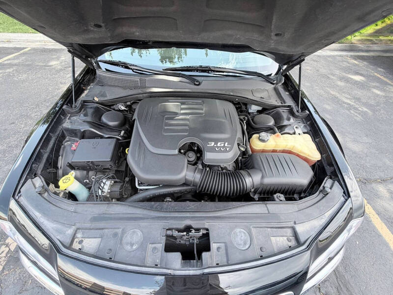 2012 Chrysler 300 Limited