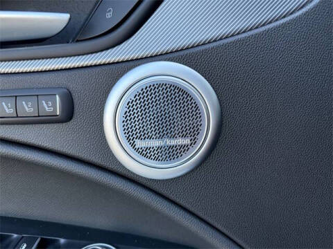 2022 Alfa Romeo Stelvio Veloce