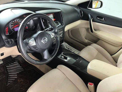 2014 Nissan Maxima
