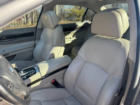 2013 BMW 7 Series 740Li xDrive