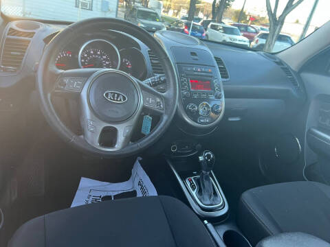 2012 Kia Soul +