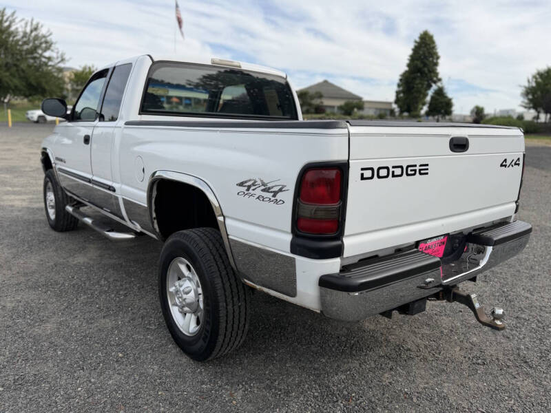 2000 Dodge Ram 2500 ST