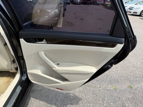 2015 Volkswagen Passat 2.0L TDI SEL Premium