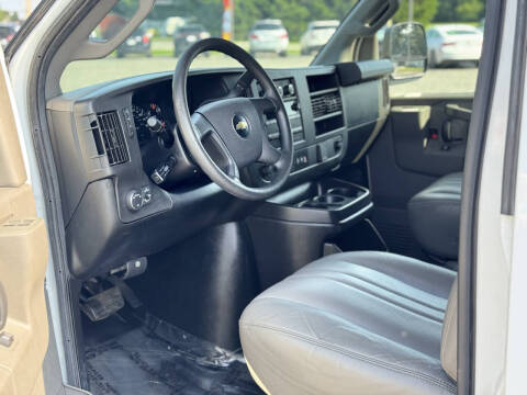 2019 Chevrolet Express 2500