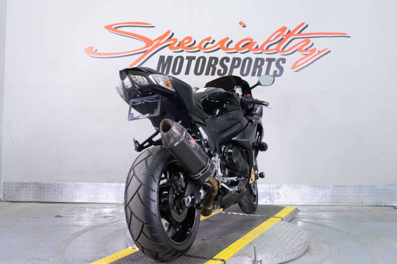 2013 Suzuki GSX-R1000