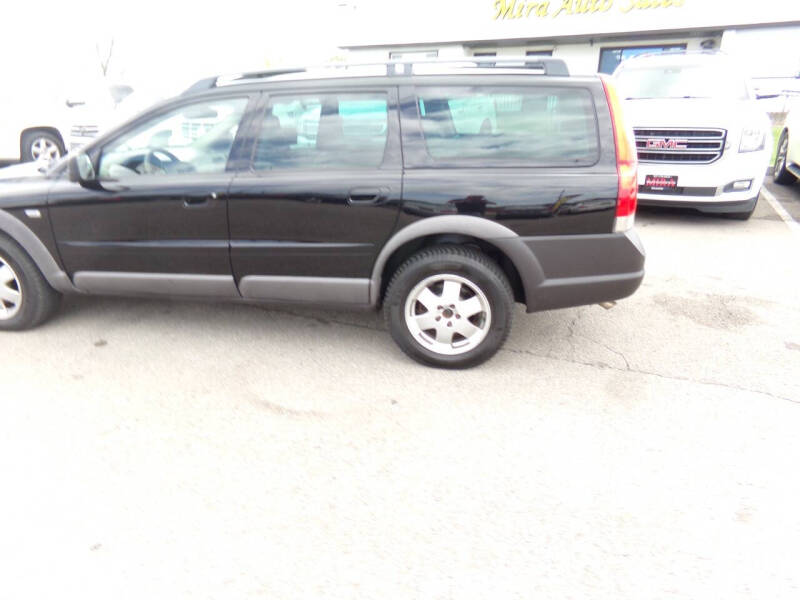 2004 Volvo XC70