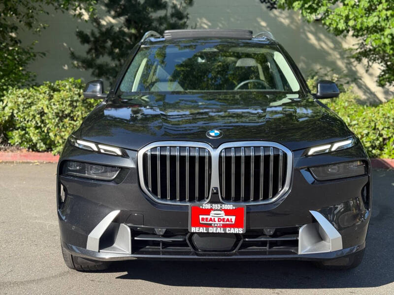 Used 2025 BMW X7 40i with VIN 5UX23EM0XS9W28247 for sale in Everett, WA